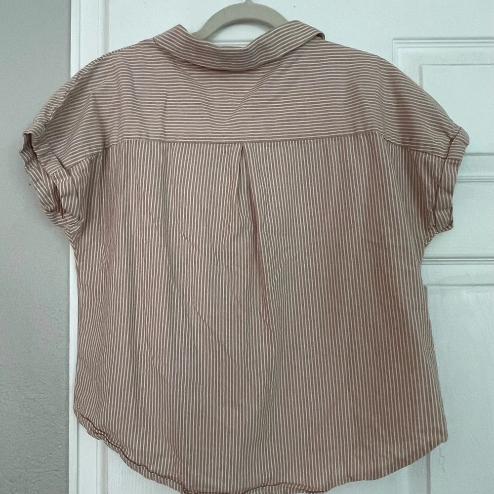Mod Ref Striped Button-Up Blouse - Picture 2 of 3